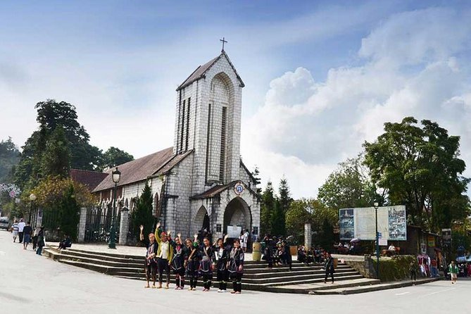 Sa Pa 2-Day Moderate Trek and Homestay Limousine Tour from Hanoi - Price and value: when $118 makes sense