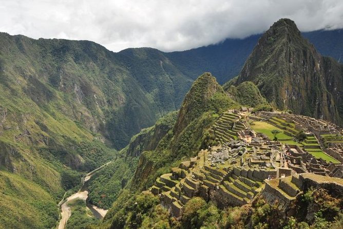 Salkantay 5-Day Trek To Machu Picchu - Day 5: 5:30am bus to Machu Picchu and a guided 2-hour walk