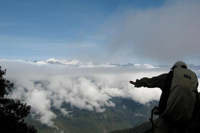 Salkantay Trek Standard 5D/4N - Sunrise Machu Picchu and the guide-led tour, then the train back toward Cusco
