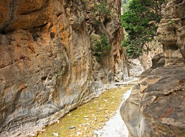 Samaria Gorge Trek: Full-Day Excursion from Heraklion with Guide - Key highlights at a glance