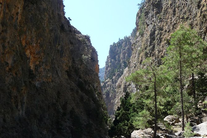Samaria Gorge Trek: Full-Day Excursion from Rethymno with Guide - From Agia Roumeli to Sfakia by Boat, Then Back to Rethymno