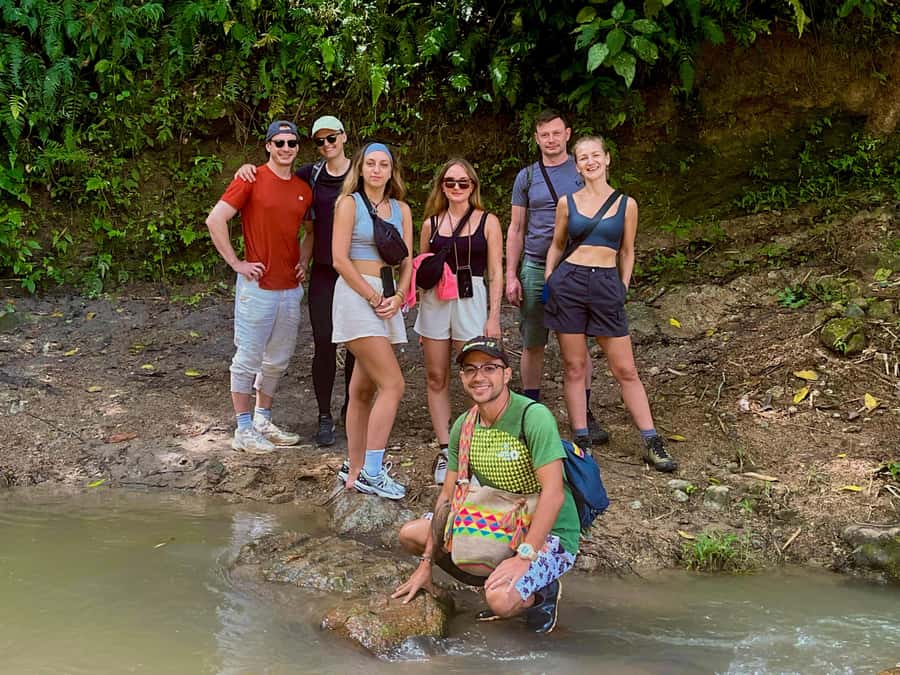 Santa Marta: Trekking in Minca Complete Waterfall Circuit - Oído del Mundo waterfall: sound, mist, and a proper photo pause