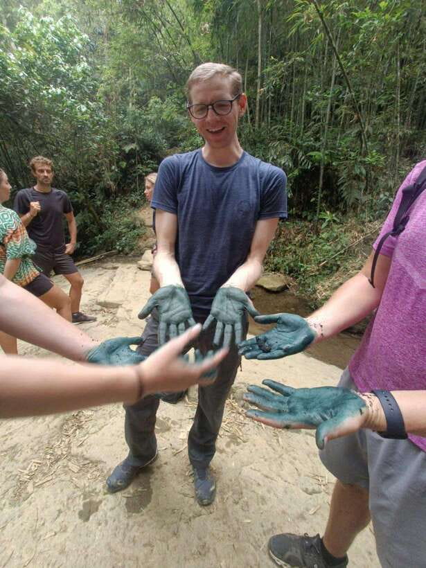 Sapa: 2-Day Local Guided Valley Trek with Night Homestay - Day 2: Red Dao village, bamboo forest, Ta Van, then Lao Chai terraces