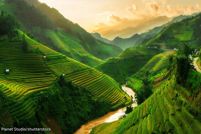 Sapa 2 Days Trek with 1 Night Homestay - Weather and packing: what helps when Sapa turns foggy