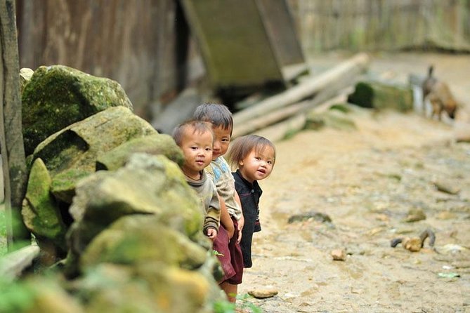 Sapa 3 Days 2 Nights Trekking Tour (1 Night In Ta Van Village, 1 Night In Hotel) - Hanoi to Sapa: Pickup, Comfort Breaks, and the Long Northbound Day