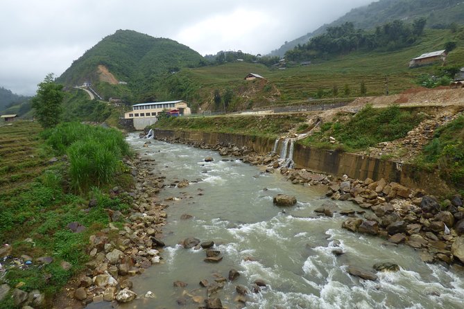 Sapa - Lao Chai -Ta Van full day trekking - Waterfall, Rock Carvings, and the Muong Hoa River: Small Stops That Make the Walk Feel Worth It