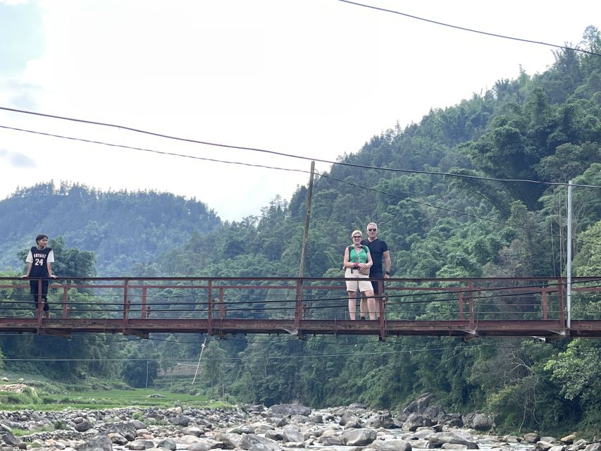 Sapa: Private Muong Hoa Valley and Homestay Trekking 2-Day - English Guide Support: Du (Zu) and Pang Chou Style