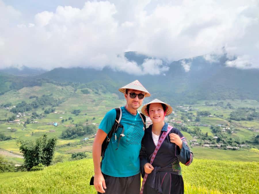 Sapa: Private The Most Beautiful Terraced Fields Trekking - Lao Chai segment: walking with views and a realistic village meal