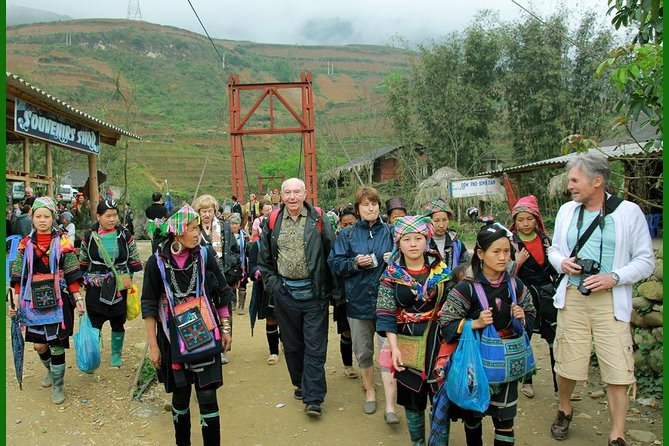 Sapa Private Trekking Through Rice Terraced Fields - 1Day - Lunch in a local restaurant: included, but plan how you’ll handle drinks