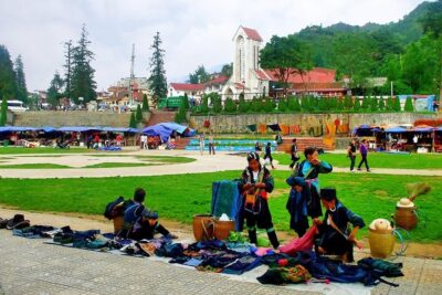 Sapa Trek Tours -2D1N Stay At 3*** -TRANSFER BY SLEEPING BUS - Y Linh Ho on Day 2: A 5km Walk Toward a Secluded Feel
