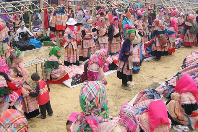 Sapa Trek Tours -2D1N Stay At 3*** -TRANSFER BY SLEEPING BUS - What to Pack for a Comfort-First Trek