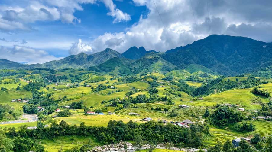 Sapa: Trekking Through Terraced Rice Fields & Valley 1 Day - Practical tips so your day goes smoothly
