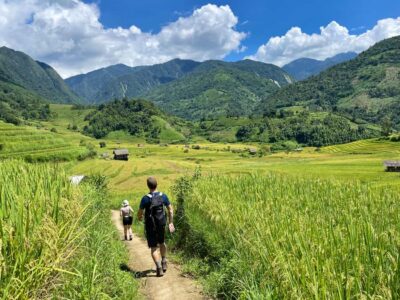 Sapa: Trekking Through Terraced Rice Fields & Valley 1 Day - From pickup to the Muong Hoa River: the walk that sets the tone