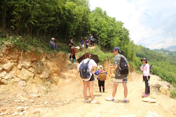 Sapa Trekking Tour Full Day - Getting picked up near Sapa Retreat Condotel (and what to do with luggage)