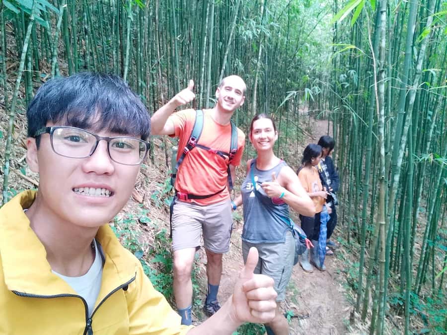 Sapa: Y Linh Ho - Lao Chai, and Ta Van Trekking Day Tour - Lunch on the Route: Fuel That Helps You Enjoy the Second Half
