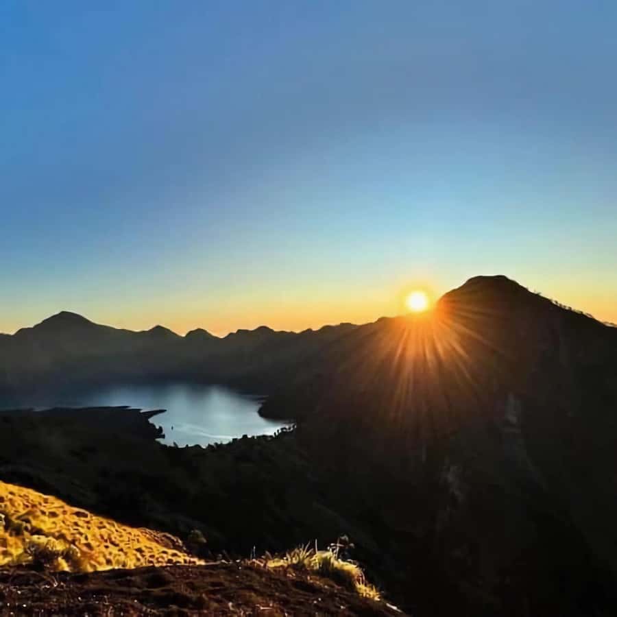 Sembalun/Senaru: Mt. Rinjani Summit 2-Day Trekking Tour - Price and Logistics: What $141 Covers (and What You’ll Pay Extra)