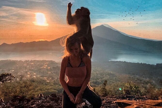 Sharing Batur Volcano Sunrise Trekking and Breakfast - Descent and recovery: natural hot springs with free admission