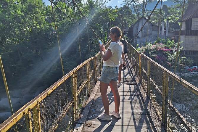 Sidemen Trekking: A Walk from a Different Perspective - Getting there and leaving: the part people forget