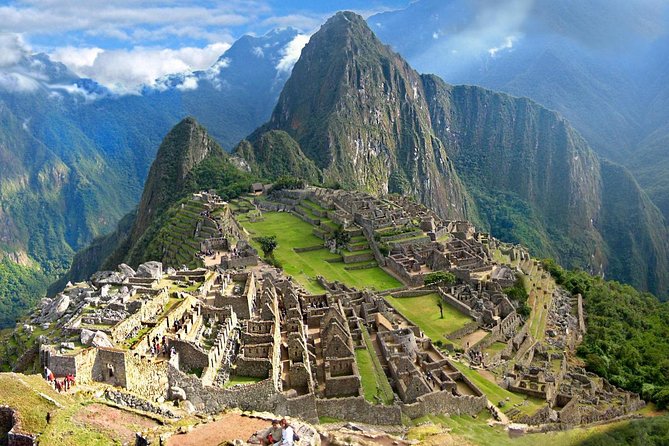 Small Group: 4-Day Inca Trail Trek to Machu Picchu - Small-group Inca Trail: the comfort-to-adventure balance