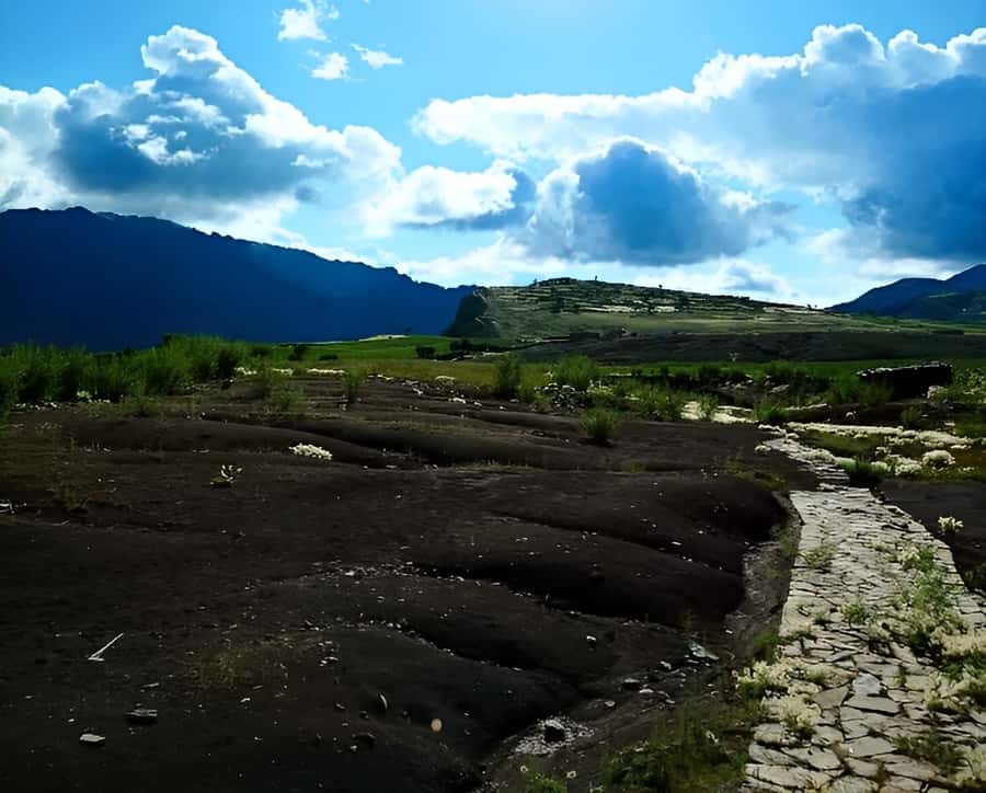 Sucre: 1-Day Trek in the Crater of Maragua and Inca Trails - Price and value: what $94 buys you (and what you still must cover)