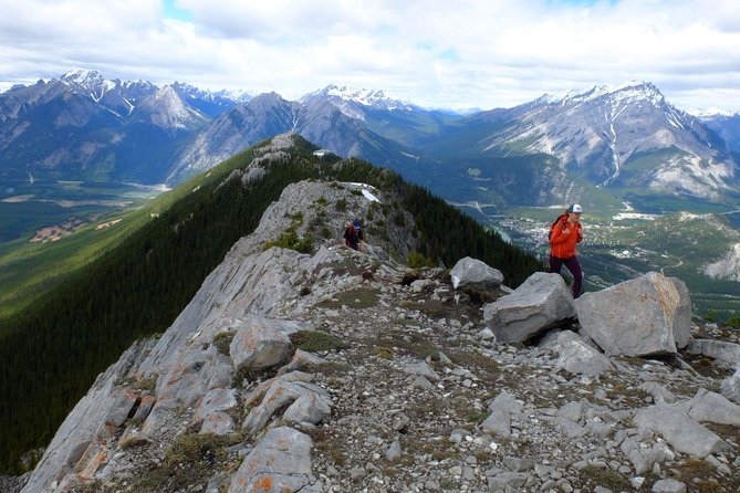 Sulphur Mountain Highline Trek in Banff - Banff Gondola first: the smart start for altitude