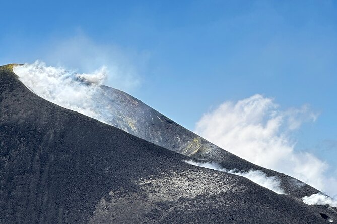 Summit trekking on Mount Etna for small groups - The summit moment: 360° views over Sicily and the Aeolian Islands