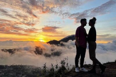 Sunrise Trekking / Hike Mount Batur Private & Natural Hot Spring - The summit at 05.45am: breakfast, photos, and the moment the sky changes