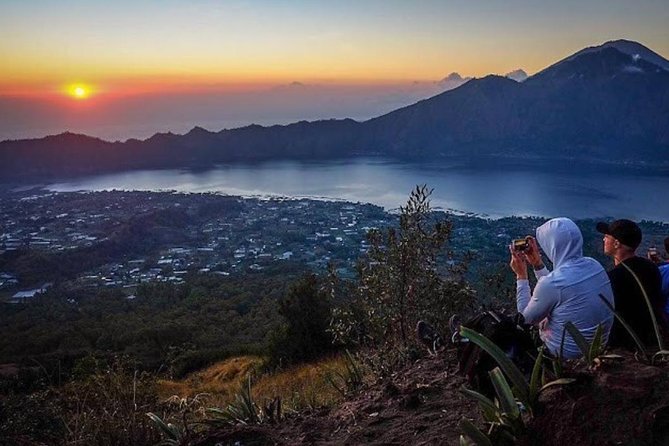 Sunrise Trekking / Hike Mount Batur Private & Natural Hot Spring - The return timing: back by 09.20am and why that matters