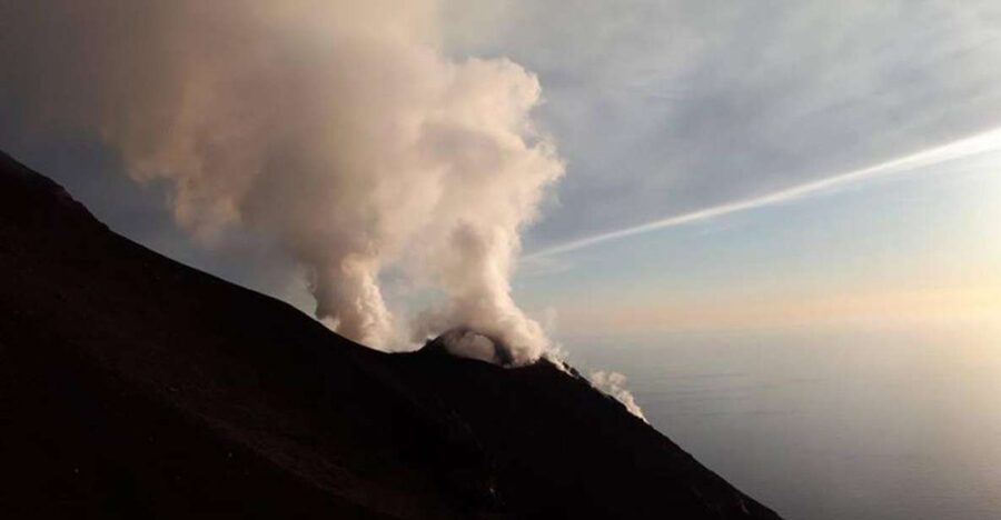 Sunset Trekking on vulcano Stromboli - The old cemetery stop: history on the path up