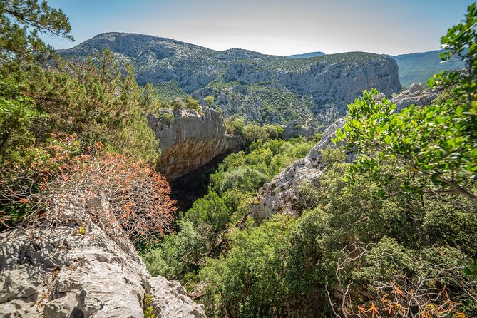 Tiscali mount guided hike - Why the guide makes or breaks the day (Sergio’s approach)
