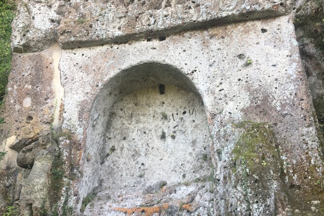 Tomb Hunting and Trekking Adventure in Sovana - Tomb Hunting Around Sovana: The Hidden Necropolis Walk
