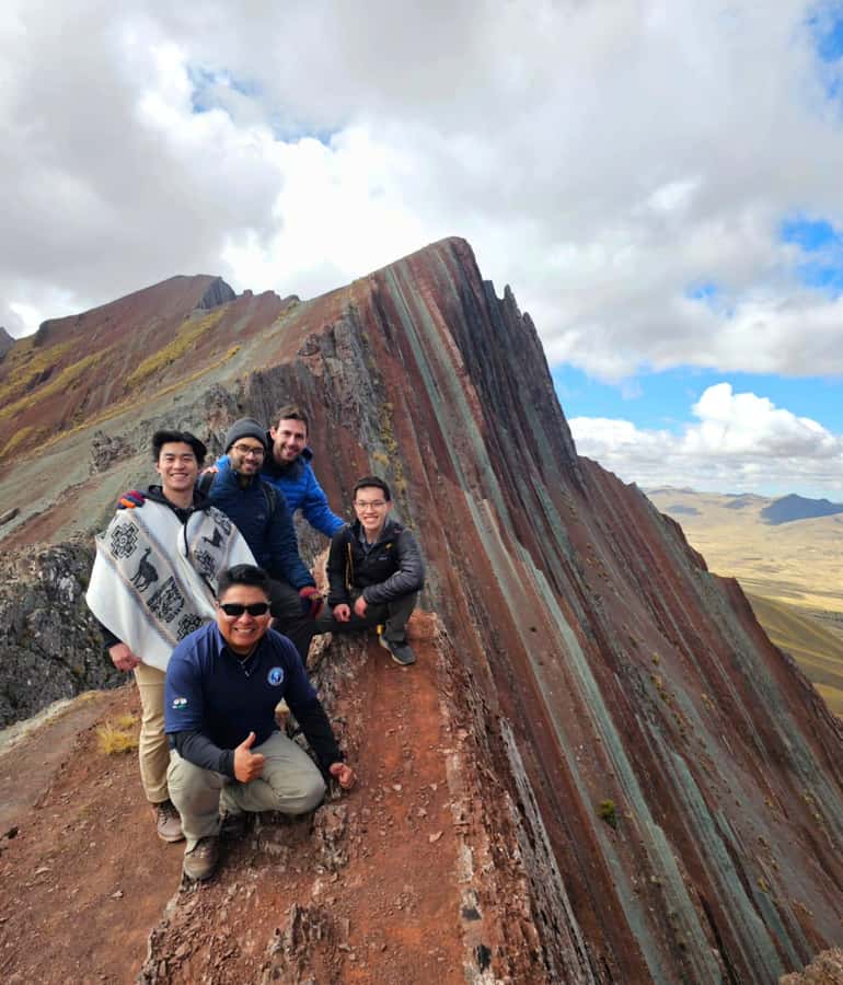Tour Pallay Punchu Trek Full Day - The Main Event: Ascending Apu Tacllo and Finding the Color Patches