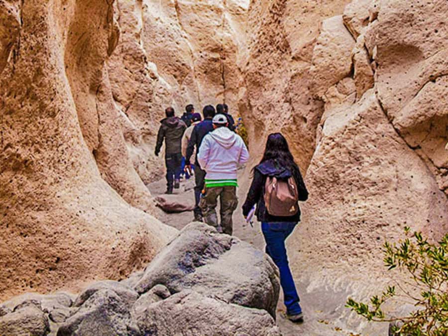 Trek to the Route of the Sillar and Culebrillas in Arequipa - Quebrada de Culebrillas: a short canyon walk with water-carved character