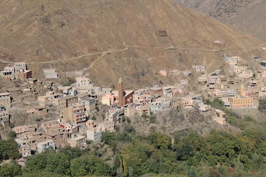 Trekking and Hiking in Morocco 2 Day trek in Atlas Mountains - Day 1: Imlil Over Tizi n’Tamatert to Armed Village