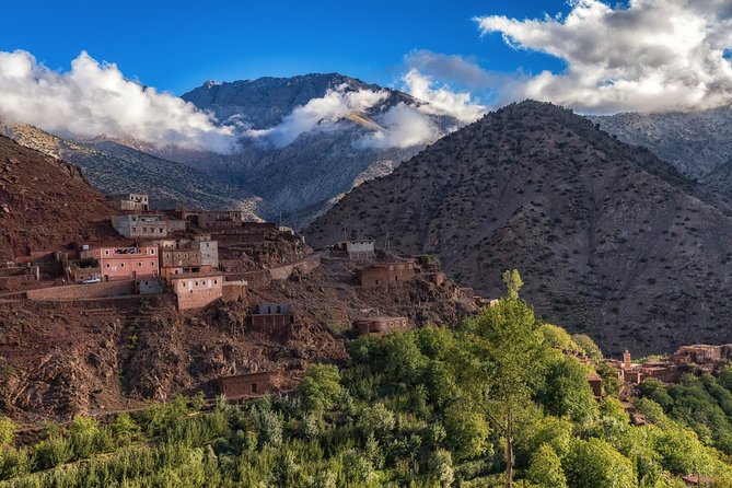 Trekking and Hiking in Morocco 2 Day trek in Atlas Mountains Berber villages - From Marrakech to Imlil: an early start that pays off