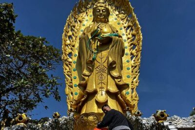Trekking and Snorkeling in Nhơn Lý - Phuong Mai Mountain Trek: Ocean Views and Rock Formations
