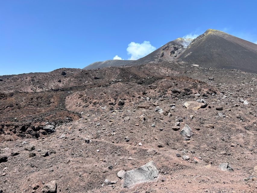 Trekking at 3000 meters on Etna - First impressions: why Etna’s crater hike feels different at 3,000m