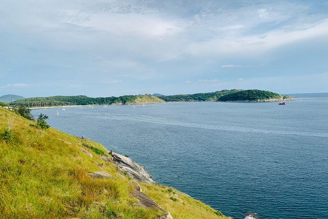Trekking for sunset - What to Pack: Headlight, Water, and Long Pants