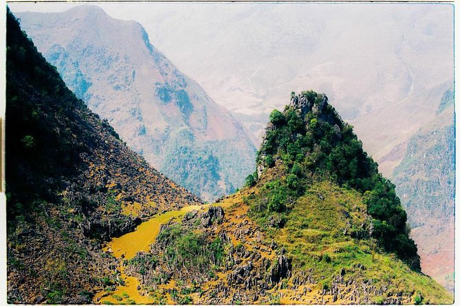 Trekking In Ha Giang 5 Days - Day 4: Dong Van market, Nho Que valley views, Thien Huong village clay houses, and Ma Pi Leng