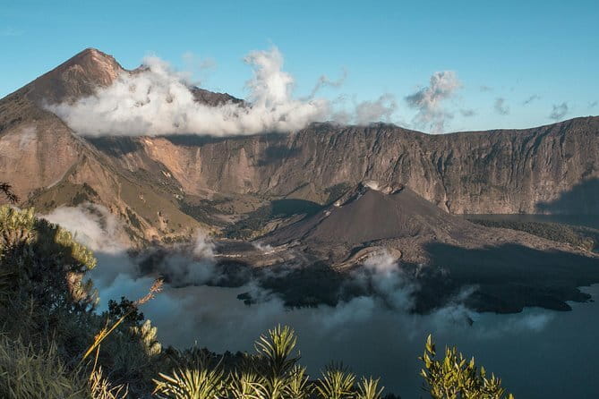 Trekking Mt. Rinjani 2D1N Via Sembalun - Crater Rim - Summit - Day 3: The 02:00 Wake-up, Sunrise at Summit, Then Crater Rim Work