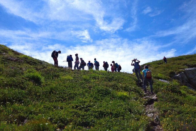 Trekking on the roof of Tuscany - What to Pack for a Windy, Cool Mountain Day