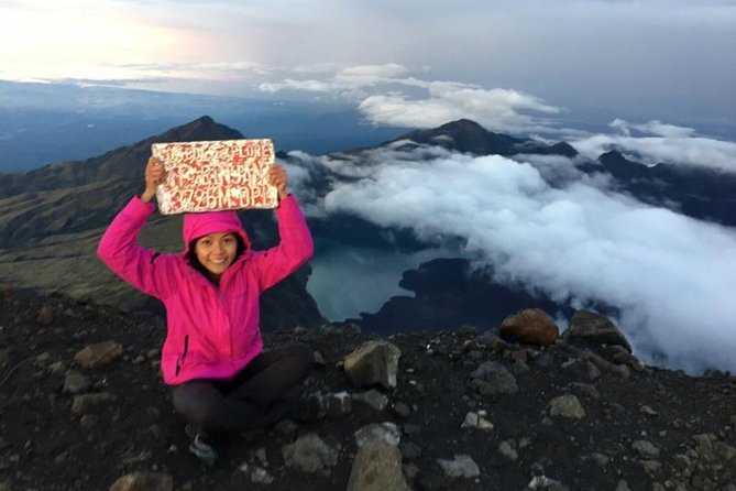 Trekking Rinjani Mountain Summit 2 Days 1 Night - Em Adventure - Food, water, and toilets: the hidden comfort factor