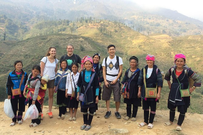 Trekking Sapa - Bac Ha Market: Sleep on Train & Homestay - Trekking Reality: Footwear, Water, and the Light-Bag Rule