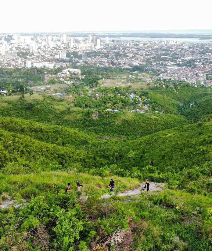 Trekking to see the beautiful view of Cebu City - What This Trek Is Really Like: Cebu Views in About 3 Hours