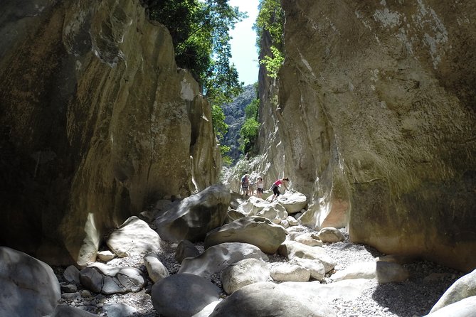 Trekking Torrent de Pareis - Terrain reality check: moderate fitness, but plan for real effort