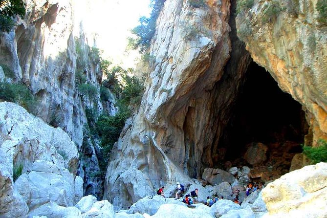 Trekking Torrent de Pareis - Stop 3: Sa Calobra finish—relax by the stream mouth