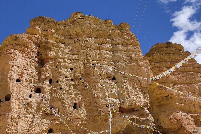 Upper Mustang Trek 14 Days - Pokhara Buffer Days: Lakeside Walking and Tal Barahi Temple