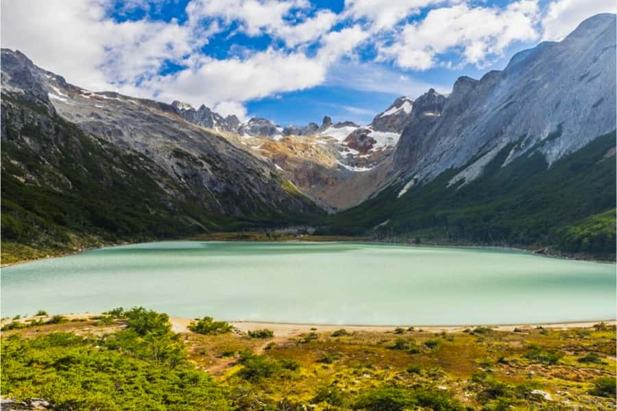 Ushuaia: Laguna Esmeralda Guided Trek with Box Lunch - Ushuaia Pickup to Laguna Esmeralda: The Setup That Makes It Easy