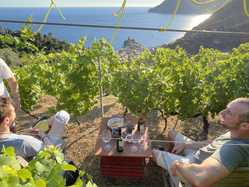 Vernazza: Panoramic Vineyard Trekking Tour w/ Wine Tasting - The first climb: Vernazza to the vineyard in about 30 minutes