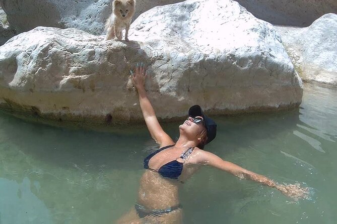 Wadi Shab Coastal Trekking - Guide support: why Wadi Shab is better with a human route-finder